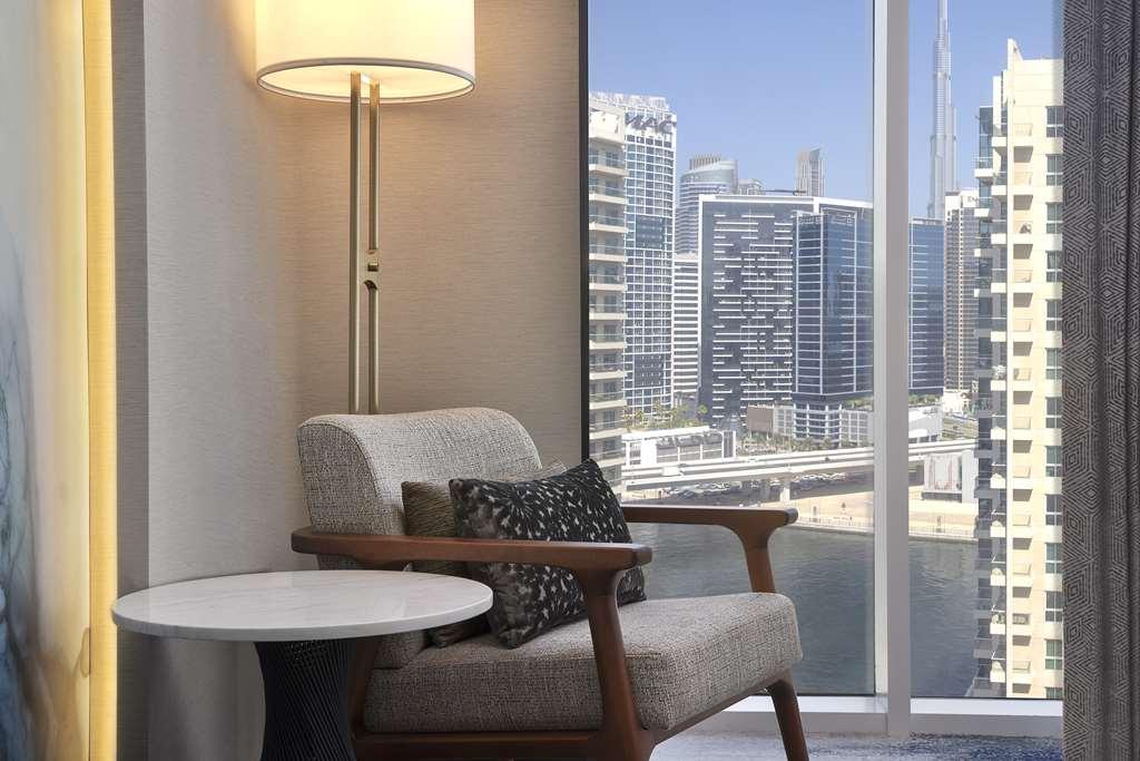 Embassy Suites By Hilton Dubai Business Bay Camera foto